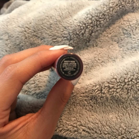 Anastasia Beverly Hills Liquid Lip. Dusty rose - Picture 3 of 4